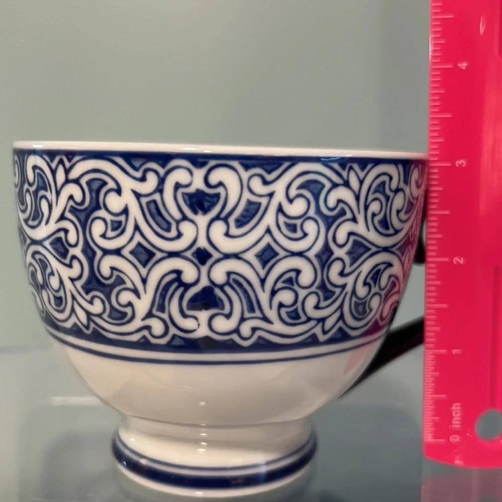 Yokohama Studio Anthropologie Blue & White Cup. 10‎ oz. Excellent Condition.